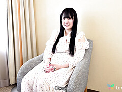 18, アジア人, ぽっちゃり, デカパイ, 中出し, イく瞬間, 剃毛, おもちゃ