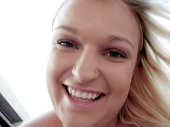 Amateur, Blonde, Collège université, Masturbation, De plein air, Pov, Nénés