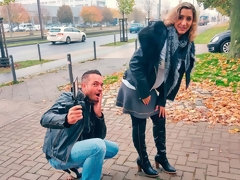 Blondine, Blasen, Handjob, Lecken, Milf, Tätowierung