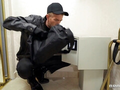 アナル, アジア人, デカチン, フェラチオ, 結婚, 巨乳な, ハードコア, 現実