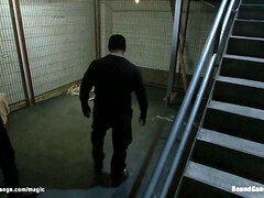 Grosser schwanz, Fesselspiele, Kehlenfick, Domination, Klaffend, Handjob, Pov, Sklave