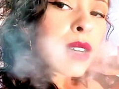 Morena, Linda, Polla, Hembra, Coño, Fumando, Tatuaje, Tetas