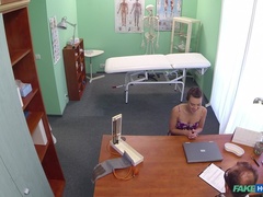 Amateur, Sucer une bite, Tromperie, Lesbienne, Infirmière, Bureau, Chatte, Voyeur