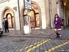 フェラチオ, 茶髪の, エロ熟女, 手コキする, 淫乱熟女, 母, 現実, 義母