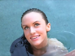 In den arsch, Nahaufnahme, Kleid, Massage, Masturbation, Orgasmus, Spielzeuge, Unter dem rock