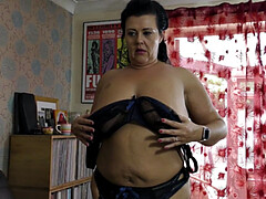 Минет, Зрелые, Милф