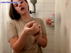 Bad, Handjob, Milf, Solo, Stiefmutter, Toilette, Spielzeuge, Nass