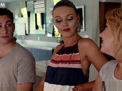 Большой член, Минет, Грудастые, Смазливые, Член, Ласковые ручки, Соски, Молоденькие