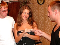 Leie, Schlafzimmer, Braunhaarige, Betrug, Gehörnter ehemann, Hundestellung, Dürr, Jungendliche (18+)