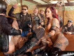 Nana, Grosse bite, Gros seins, Sucer une bite, Mère que j'aimerais baiser, Maman, Réalité, Serré