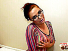 Grosser schwanz, Blasen, Schmuddelige sprache, Brille, Handjob, Zierlich, Ablutschen, Titten