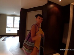 Strand, Grosse titten, Vollbusig, Milf, Natürlichen titten, Im freien, Öffentlich, Solo