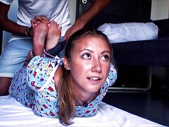 Rubia, Amarrada, Hembra, Fetiche, Casero, Pequeña