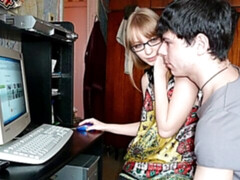 Blond, Pijpbeurt, Man die toekijkt, Fetisj, Russisch, Geschoren, Mager, Trio