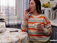 Kont, Mooi, Grote kont, Bruinharig, Vingeren, Hd, Orgasme, Kut duiken