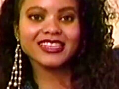 Amateur, Anal, Brunette brune, En levrette, Mère que j'aimerais baiser, Chatte, Réalité, Rétro