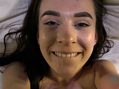素人, フェラチオ, 中出し, 彼女, 手コキする, オイル, ポルノスター, ハメ撮り