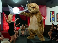 Culo grande, Verga grande, Tetas grandes, Cfnm, Sexo duro, Interracial, Latina, Fiesta