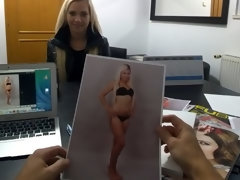 Arsch, Blondine, Hundestellung, Fingern, Handjob, Pov, Rasiert, Titten