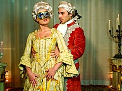 Gros cul, Grosse bite, Gros seins, Blonde, Sucer une bite, En levrette