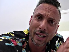 デカパイ, 捕まる, 浮気者, イタリア人, レズビアン, なめる, 淫乱熟女, 三人