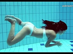 Hembra, Hd, Piscina, Público, Coño, Adolescente, Tetas, Bajo el agua