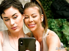 Gorgeous babes Alexis Fawx and Olive Glass are getting tons of pleasure