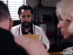 Klassisch, Gehörnter ehemann, Kehlenfick, Doppelpenetration, Fetisch, Behaart, Hd, Uniform