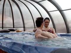 18 летние, Брюнетки, Парочка, Чешки, Европейки, Хд, Бассейн, Молоденькие