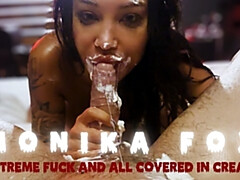 Anal, Tetas grandes, Mamada, Polla, Penetracion con puños, Orinar, Ducha, Tetas