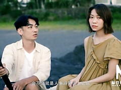 Song Nan Yi and Yuka Takahashi are fucking in the bedroom