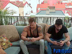 Anal, Sucer une bite, Tir de sperme, Faciale, Homosexuelle, Poilue, Branlette thaïlandaise, Hard