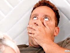 Большая жопа, Большие сиськи, Блондинки, Собачьи, Сперма на лице, Секс без цензуры, Натуральные сиськи, Реалити