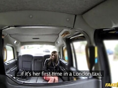 Leie, Auto, Hundestellung, Fingern, Lecken, Im freien, Muschi, Hintern versohlen