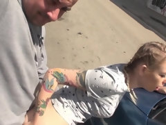 Blond, Hondjeshouding, Handbeurt, Huisgemaakt, Buiten, Klein, Gezichtspunt, Prostituee