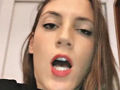 Любители, Минет, Брюнетки, Семяизвержение, Сперма на лице, Белье, На публике, Сиськи