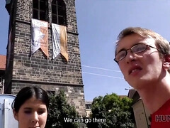 Blasen, Braunhaarige, Gehörnter ehemann, Tschechisch, Geld, Pov, Realität, Jungendliche (18+)