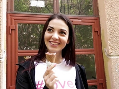 Минет, Брюнетки, Семяизвержение, Хд, Натуральные сиськи, На природе, Бритые, Сиськи