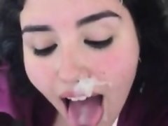 Amateur, Sucer une bite, Brunette brune, Faciale, Branlette thaïlandaise, Pov, Adolescente