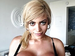 Grosser arsch, Grosse titten, Blasen, Handjob, Milf, Pov, Tätowierung, Titten