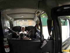 Sucer une bite, Tir de sperme, En levrette, Léchez, De plein air, Pov, Chatte, Lécher le sphincter