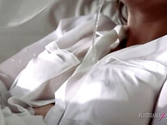 Lieveling, Bondage discipline sadomasochisme, Blond, Klietelaar, Zoenen, Lesbisch, Likken, Kut duiken