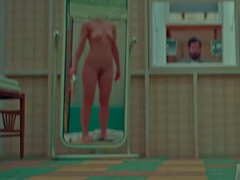 Милф, На публике