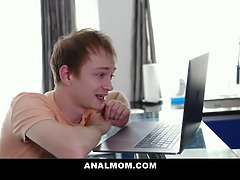 Grosser schwanz, Grosse titten, Blasen, Geile alte tussi, Milf, Mutti, Schreiend, Strümpfe