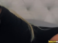 Amateur, Culo, Dormitorio, Rubia, Mamada, Monstruo, Pov, Realidad