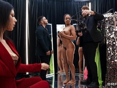 Sex orgy with ebony Kira Noir