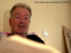 18 ans, Grosse bite, Blonde, Sucer une bite, Éjaculer dans la bouche, Tir de sperme, Gorge profonde, Queue