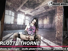 18 летние, За кадром, Женщины, Хд, Латекс, Обнаженные, Соло, Сиськи