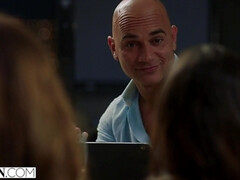 フェラチオ, 茶髪の, 口内発射, 顔面騎乗, 顔射, なめる, 馬乗り, 三人