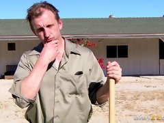 デカパイ, 茶髪の, 自然山雀, 現実